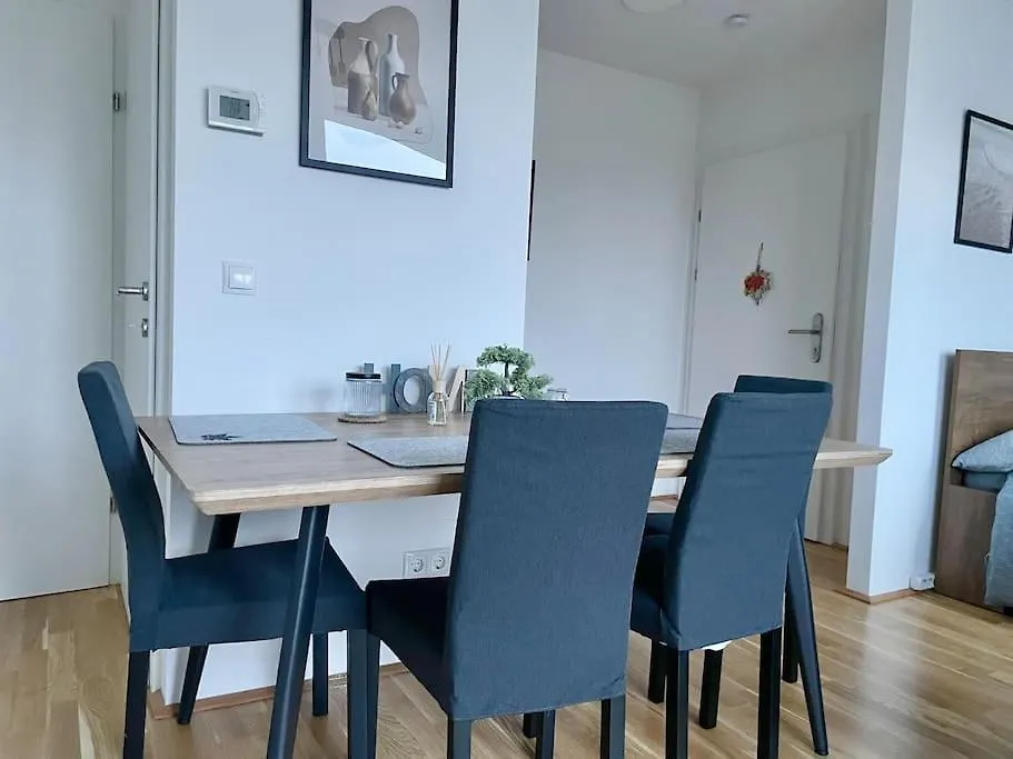 Modern Rooftop Apartment With Free Parking Вена Австрия