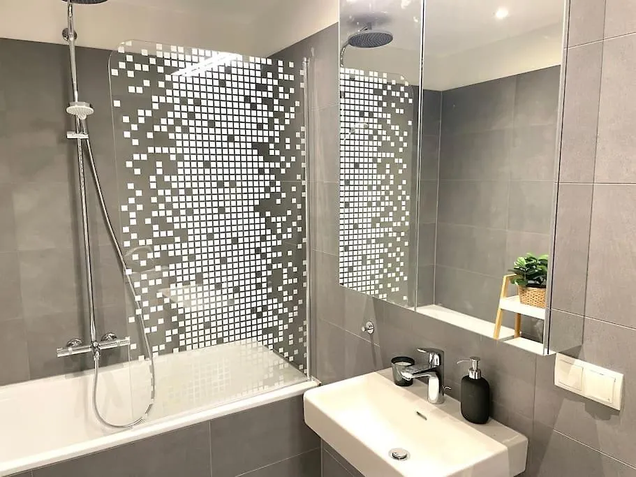 Modern Rooftop Apartment With Free Parking Вена Австрия